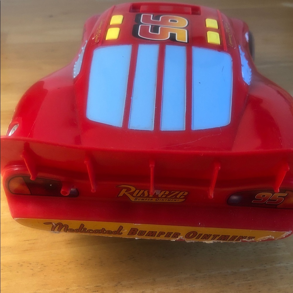 Rare Y2k Red plastic diecast 95Lightning McQueen Toy Car - Picture 14 of 16